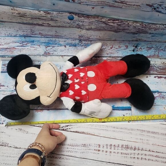 Mickey Mouse Disney Authentic Mickey Mouse hearts Valentines day. Valentine - Picture 6 of 7